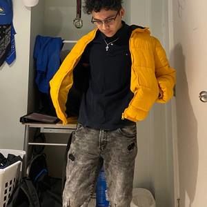 Meet your Posher, Omar